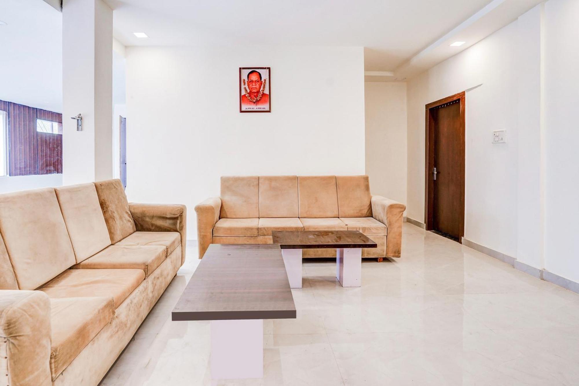 Super Collection O Ashiyana Formerly Rajshree Kanpur Exterior photo